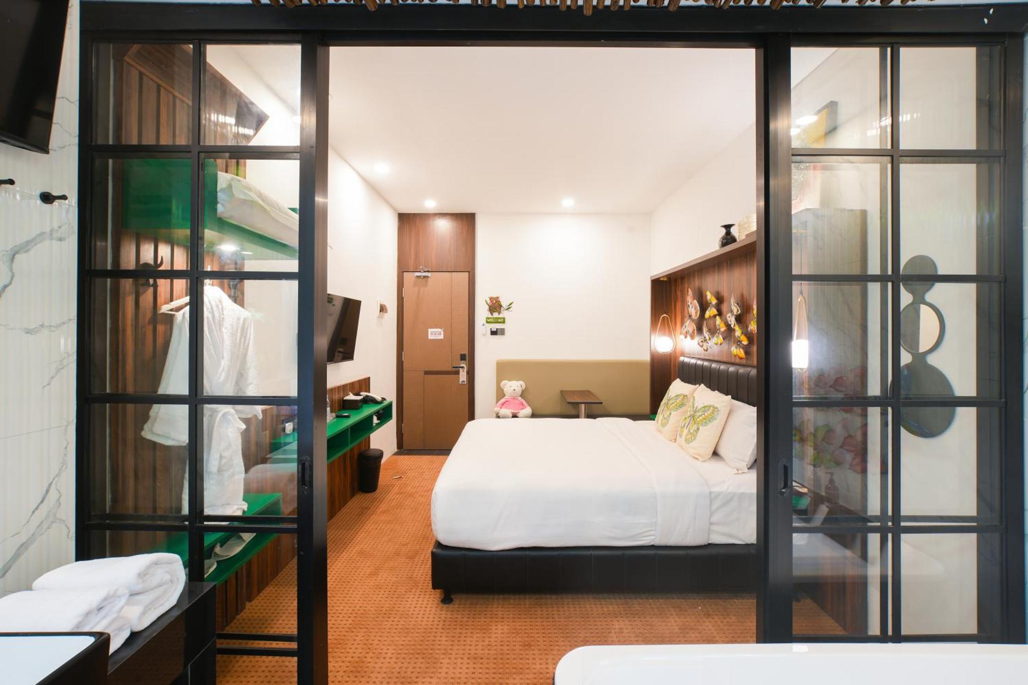 Oak Tree Urban Hotel Jakarta Buitenkant foto