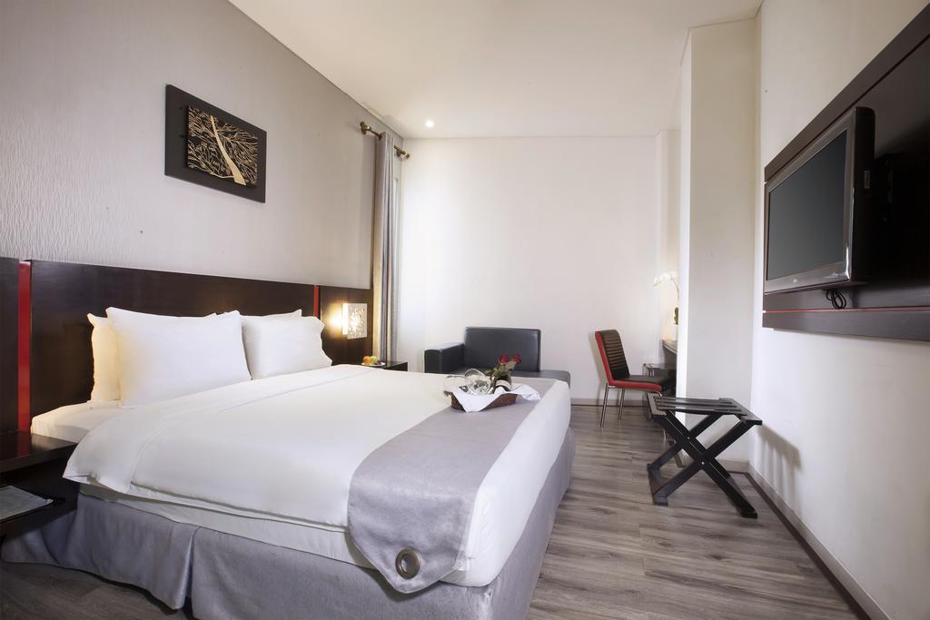 Oak Tree Urban Hotel Jakarta Buitenkant foto